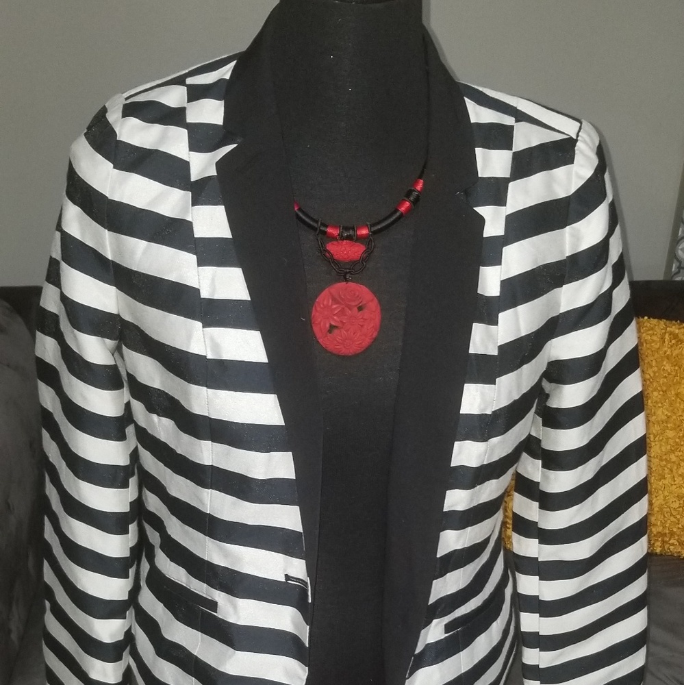 Black and white sateen blazer